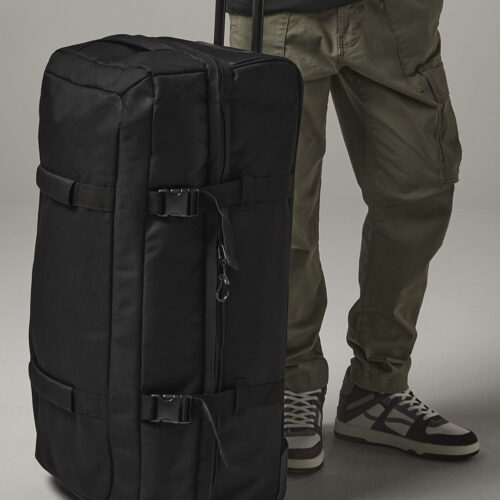 Escape check-in wheelie