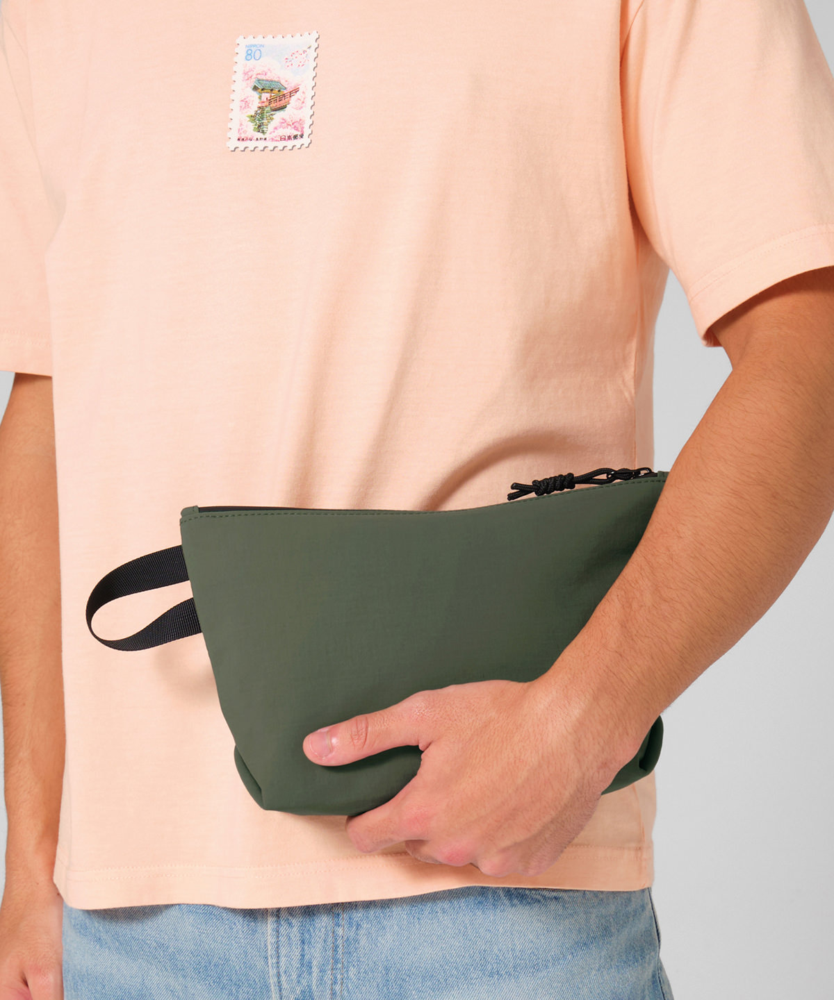 Minimal lifestyle pouch