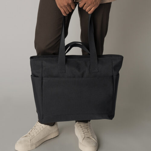 Simplicity tote