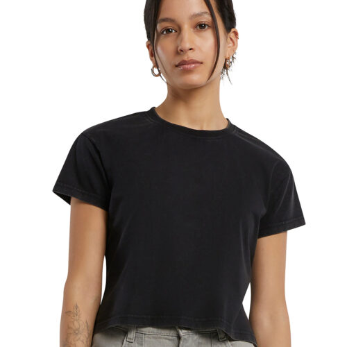  Women’s vintage cropped tee
