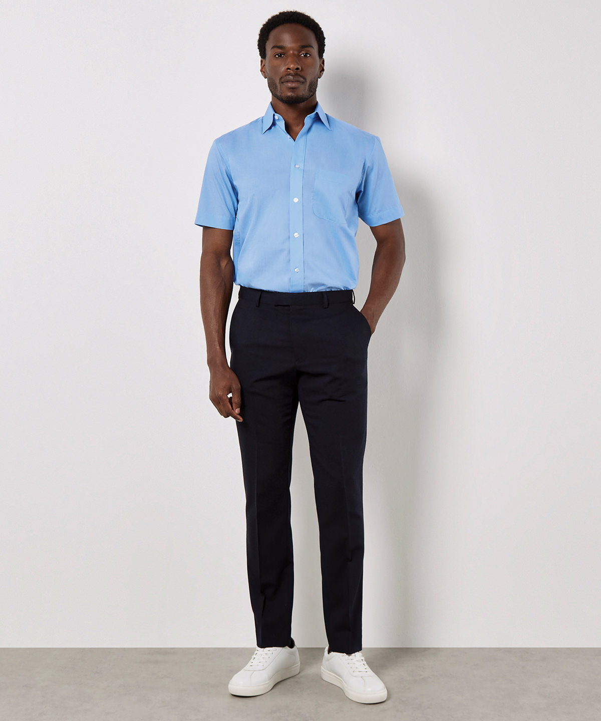 Business shirt short-sleeved (classic fit)
