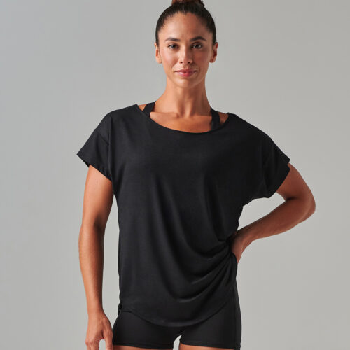 Scoop neck T