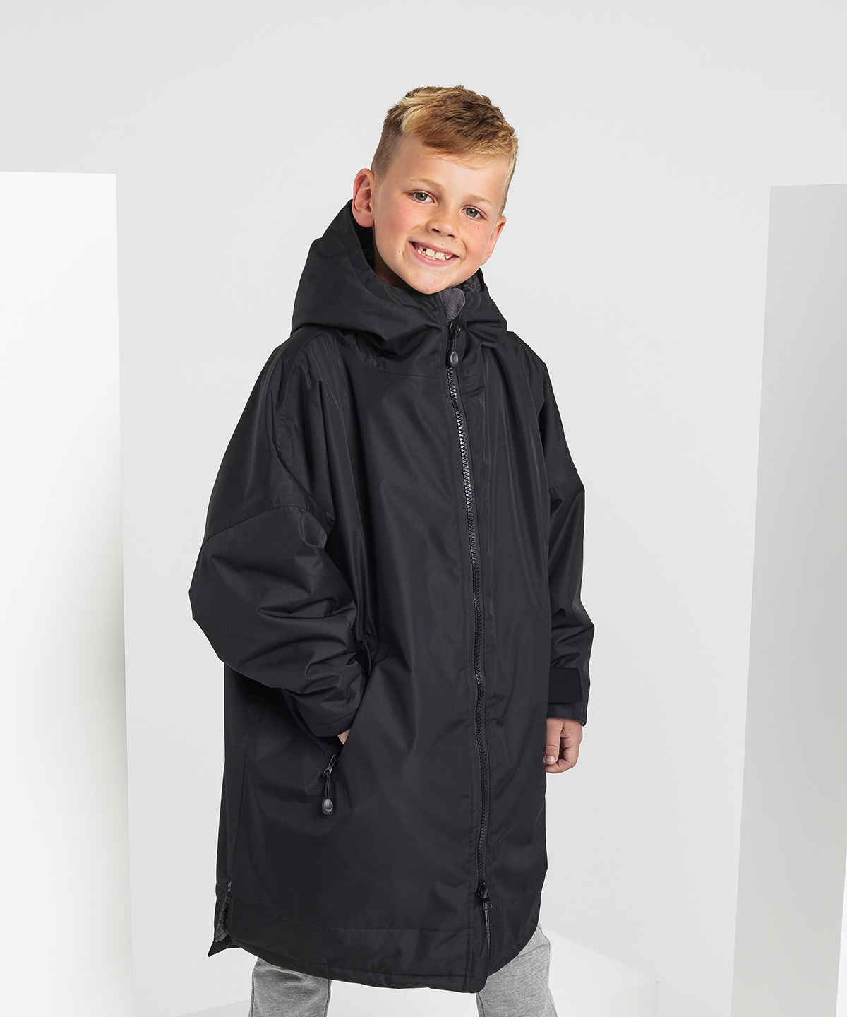 Kids TriDri® All-seasons waterproof changing robe